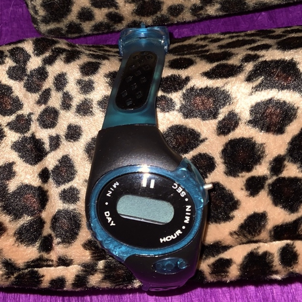 3 THREE watches